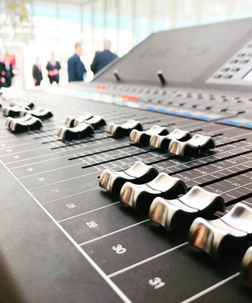 CC5CD351-329E-4F83-A77F-8D1D7C35D1EE