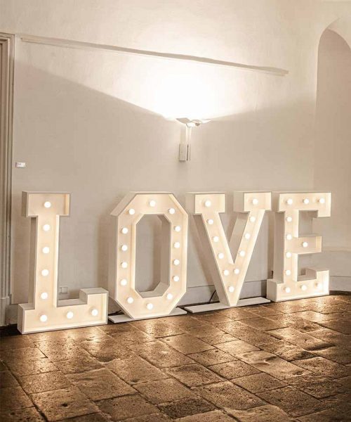 Produktbild_LED_LOVE_Buchstaben_800x1088